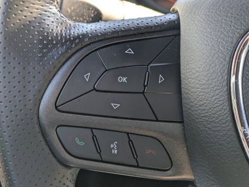 Used 2022 Dodge Challenger SXT w/ Blacktop Package image 15