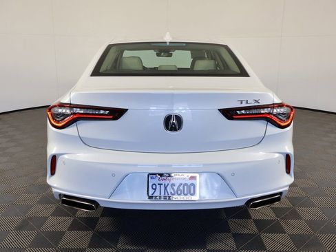 Used 2025 Acura TLX w/ Technology Package image 5