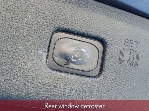 Used 2020 Ford Edge SEL w/ Convenience Package image 11