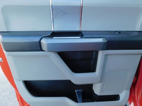 Used 2020 Ford F250 XLT w/ XLT Premium Package image 24