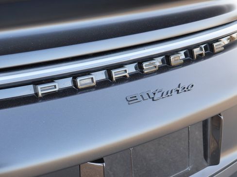 Used 2021 Porsche 911 Turbo image 6