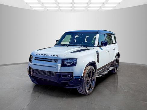 New 2026 Land Rover Defender 110 X-Dynamic SE AWD/4WD image 1