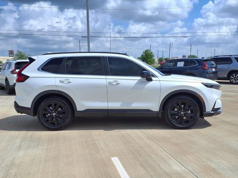 Used 2024 Honda CR-V Sport Touring image 8