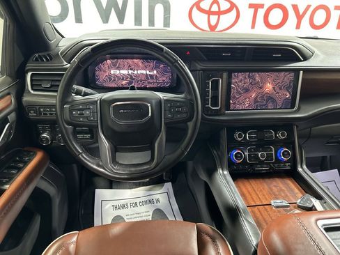 Used 2023 GMC Yukon Denali Ultimate image 23