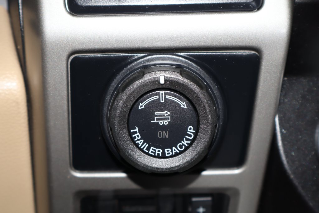 Used 2019 Ford F150 Lariat w/ Equipment Group 502A Luxury AWD/4WD image 28