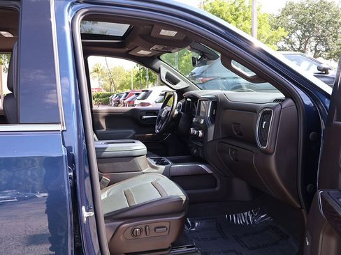 Used 2021 GMC Sierra 1500 Denali w/ Denali Ultimate Package AWD/4WD image 35