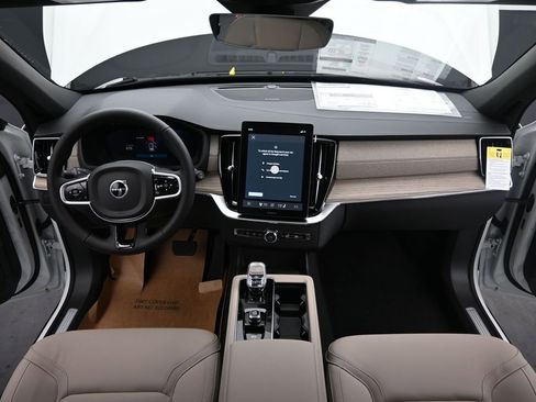 New 2026 Volvo XC90 B6 Plus AWD/4WD image 21