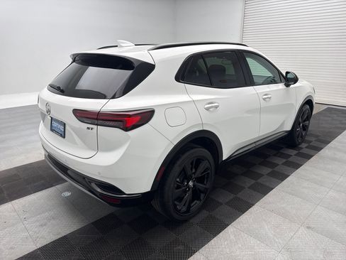 Certified 2022 Buick Envision Essence w/ Sport Touring Package image 8