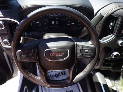 Used 2022 GMC Sierra 3500 AT4 w/ AT4 Premium Plus Package AWD/4WD image 16