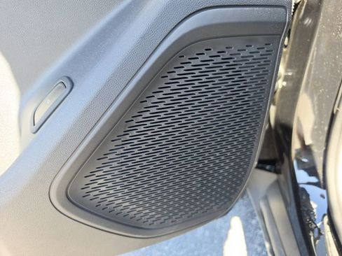 New 2026 Chevrolet Traverse LT w/ Midnight/Sport Edition image 21