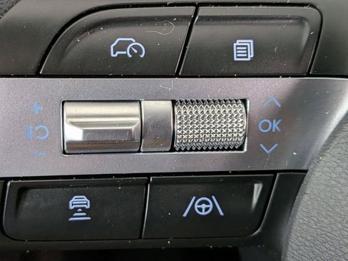 Used 2025 Hyundai Sonata SEL FWD image 25