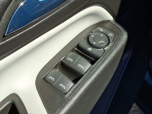 Certified 2022 Chevrolet Equinox LS image 13