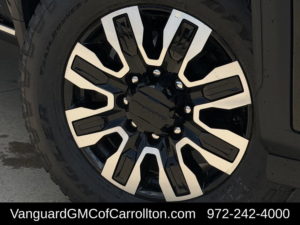 New 2026 GMC Sierra 2500 Denali Ultimate AWD/4WD image 9