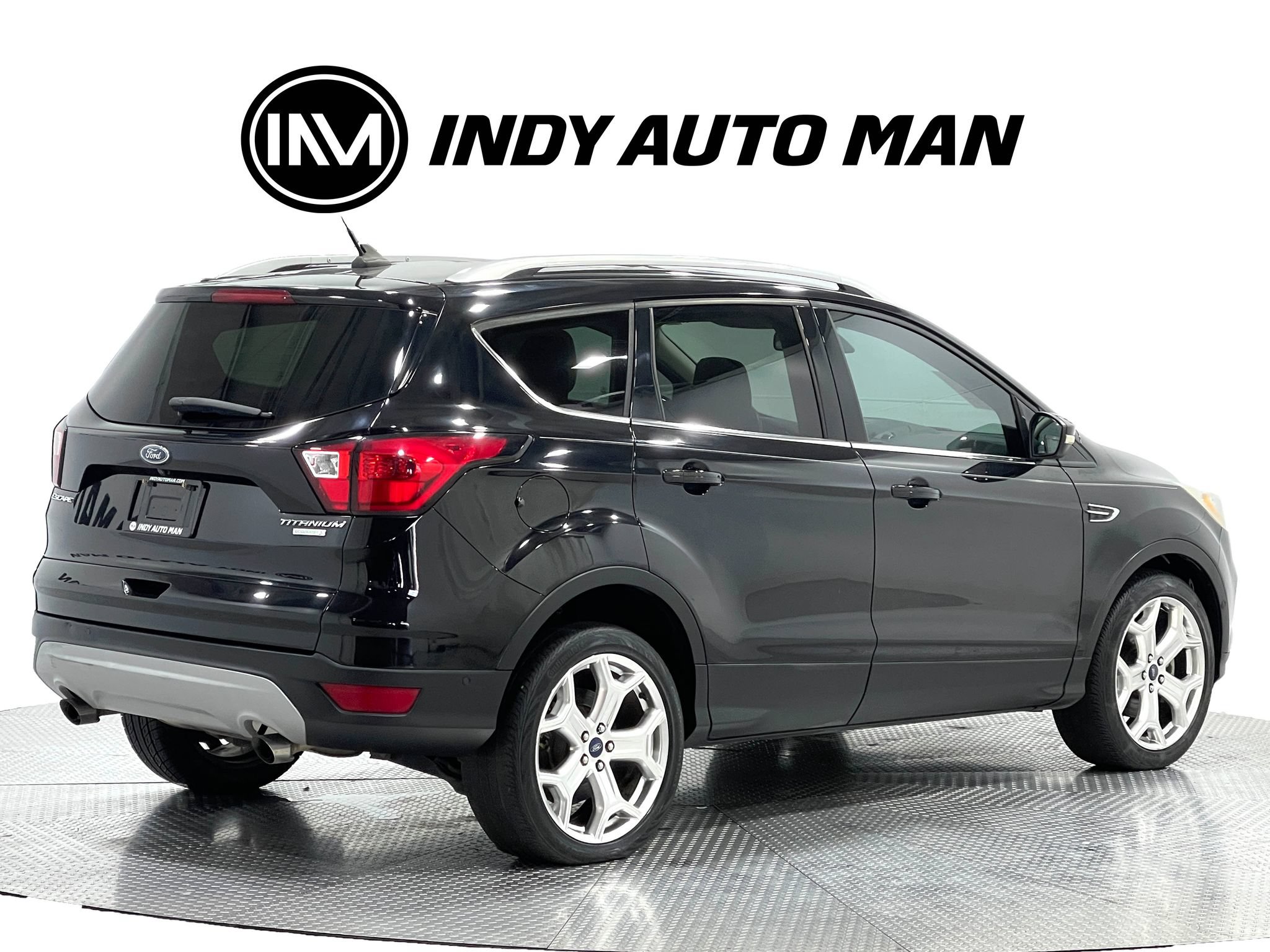 Used 2019 Ford Escape Titanium FWD image 4