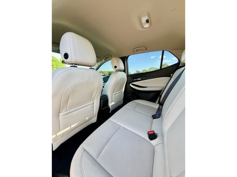 Used 2024 Buick Encore GX Sport Touring FWD image 11