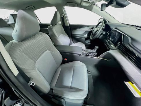 Used 2025 Toyota Camry LE w/ Convenience Package AWD/4WD image 21