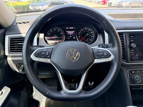 Used 2021 Volkswagen Atlas SE w/ Panoramic Sunroof Package image 27