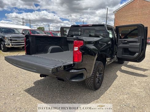 Used 2025 Chevrolet Silverado 1500 LT Trail Boss w/ LT Trail Boss Premium Package AWD/4WD image 53