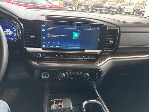 Used 2023 Chevrolet Silverado 1500 LT image 11