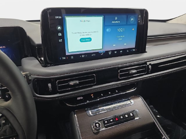New 2027 Lincoln Aviator Reserve AWD/4WD image 17