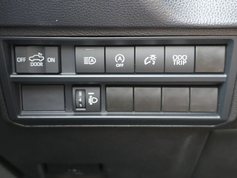 Used 2025 Toyota Tundra SR w/ SR Tow Package image 14