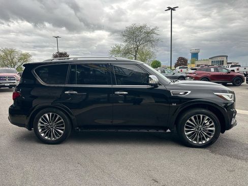 Used 2018 INFINITI QX80 4WD w/ Deluxe Technology Package image 8