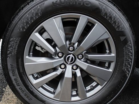 Certified 2024 Nissan Pathfinder S image 12