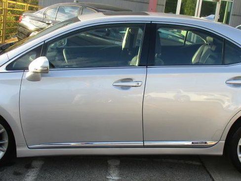 Used 2010 Lexus HS 250h FWD image 7