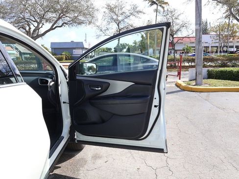 Used 2020 Nissan Murano SL w/ Cargo Package FWD image 24