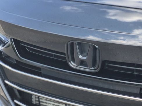 Used 2021 Honda Accord Sport Special Edition image 12
