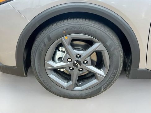 New 2026 Kia K4 FWD image 29