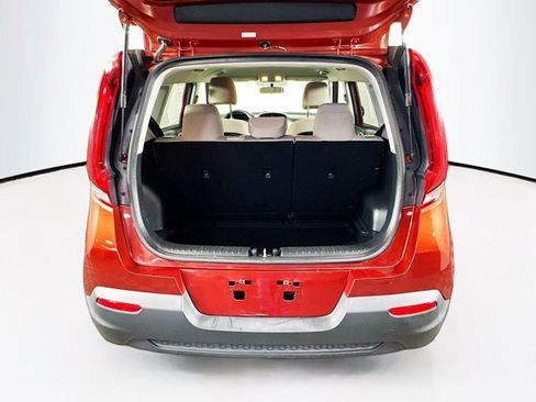 Used 2022 Kia Soul LX FWD image 18