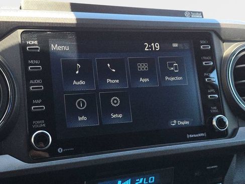 Used 2021 Toyota Tacoma TRD Off-Road w/ Technology Package AWD/4WD image 26