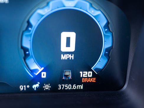 Used 2025 Ford Bronco Outer Banks AWD/4WD image 21