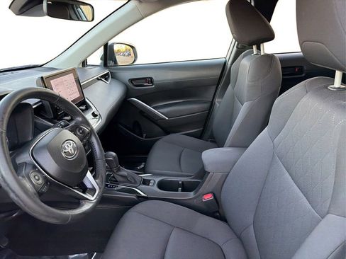Used 2023 Toyota Corolla Cross LE image 10