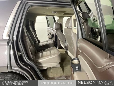 Used 2018 GMC Yukon Denali w/ Denali Ultimate Package AWD/4WD image 15