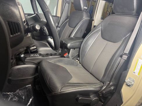 Used 2017 Jeep Wrangler Unlimited Sport AWD/4WD image 22
