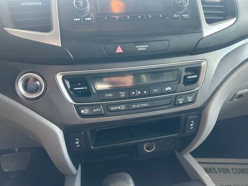 Used 2018 Honda Ridgeline RTL image 19