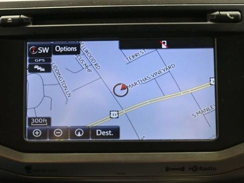 Used 2018 Toyota 4Runner SR5 AWD/4WD image 30