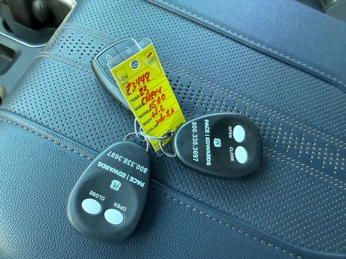 Used 2023 Chevrolet Silverado 1500 High Country w/ Technology Package AWD/4WD image 59