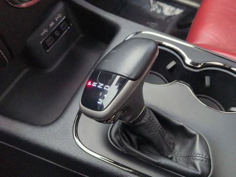 Used 2018 Dodge Durango SRT w/ SRT Interior Appearance Group image 33