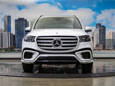 Certified 2026 Mercedes-Benz GLS 450 4MATIC image 3