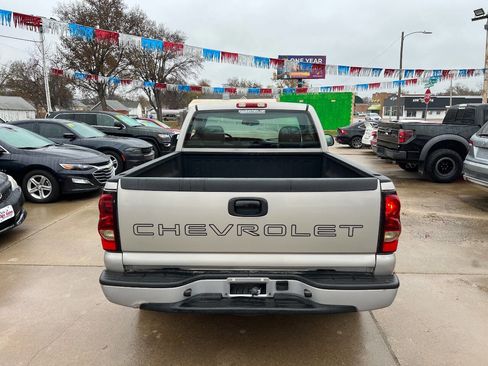 Used 2005 Chevrolet Silverado 1500 W/T image 5