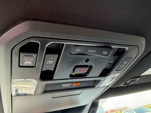 Used 2023 Toyota Tundra Platinum image 25