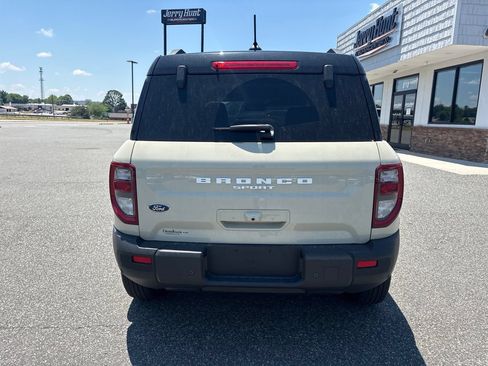 Used 2025 Ford Bronco Sport Outer Banks w/ Outer Banks Tech Package+ AWD/4WD image 7