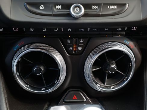 Used 2017 Chevrolet Camaro SS image 38