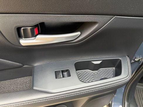 Used 2024 Toyota Grand Highlander Platinum image 19