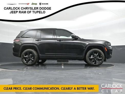 New 2025 Jeep Grand Cherokee Altitude image 77