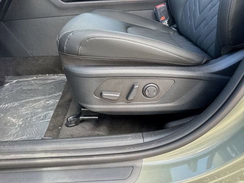 Used 2025 Kia Sportage X-Line image 16