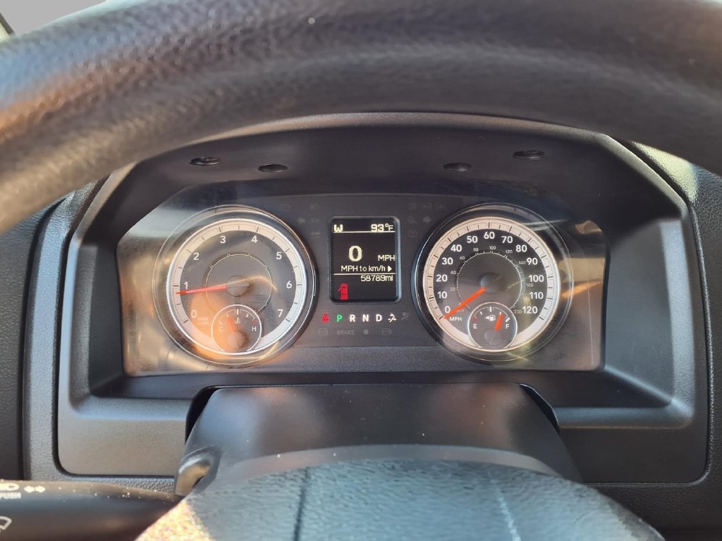 Used 2024 RAM 1500 Classic SLT AWD/4WD image 17